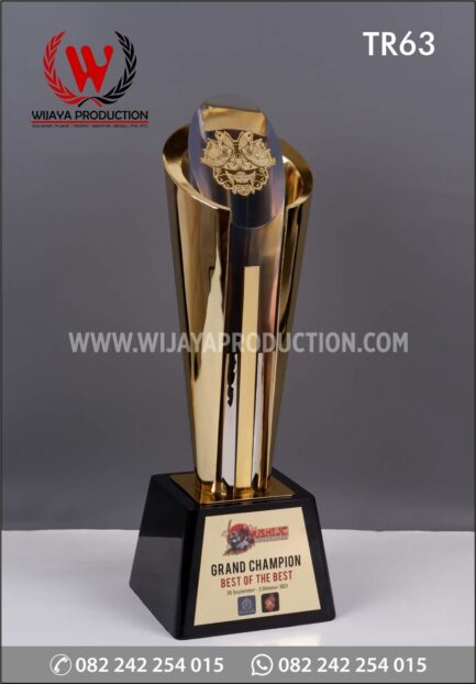 Piala Grand Champion Best of The Best Bushido Betta Contest