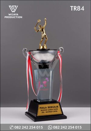 Piala Bergilir Nomor Ganda Putri IPB