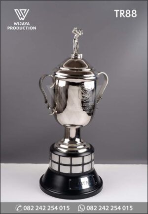 Piala Bergilir kejuaraan Golf NTB