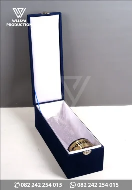 TR199 Piala Resin Grand Champion Porseni